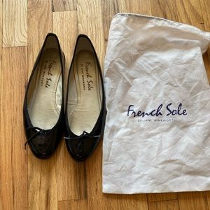 French Sole ballet flats black patent leather